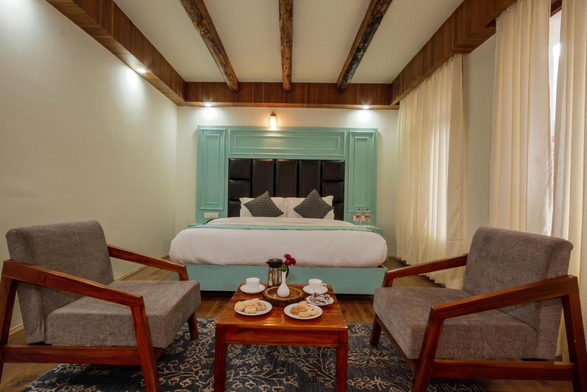 Hotel Tripli Drilbu 3*